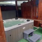 Pensionat Casa Tulceanu *